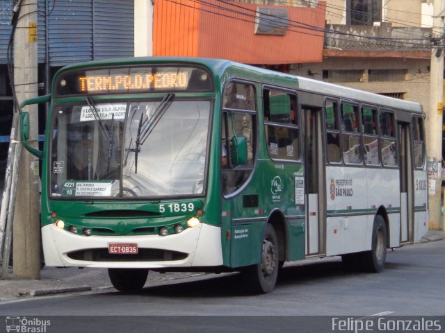 Via Sul Transportes Urbanos 5 1839 na cidade de São Paulo, São Paulo, Brasil, por Felipe Gonzales. ID da foto: 3760467.