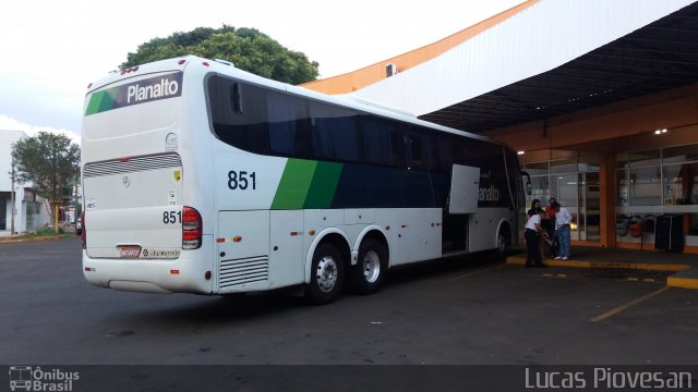 Planalto Transportes 851 na cidade de Francisco Beltrão, Paraná, Brasil, por Lucas Piovesan. Número da foto: #3761807.