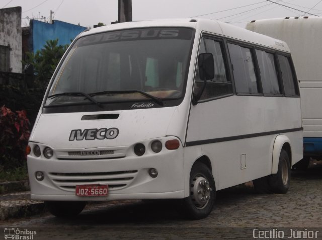 Ônibus Particulares 5660 na cidade de Teodoro Sampaio, Bahia, Brasil, por Cecílio Júnior. Número da foto: #3810591.