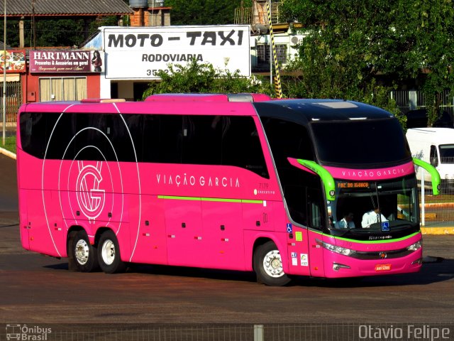Viação Garcia 7179 na cidade de Foz do Iguaçu, Paraná, Brasil, por Otavio Felipe Balbinot. Número da foto: #3839208.