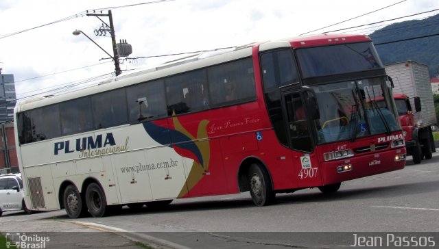 Pluma Conforto e Turismo 4907 na cidade de Mogi das Cruzes, São Paulo, Brasil, por Jean Passos. Número da foto: #3837649.