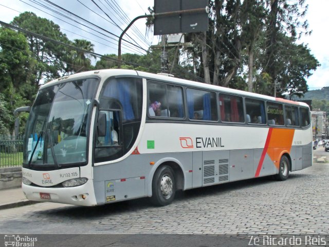 Evanil Transportes e Turismo RJ 132.105 na cidade de Petrópolis, Rio de Janeiro, Brasil, por Zé Ricardo Reis. ID da foto: 3837746.