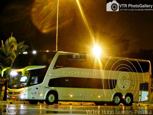 Viação Garcia 8011 na cidade de Maringá, Paraná, Brasil, por Victor Hugo Guedes Pereira. Número da foto: #3837580.