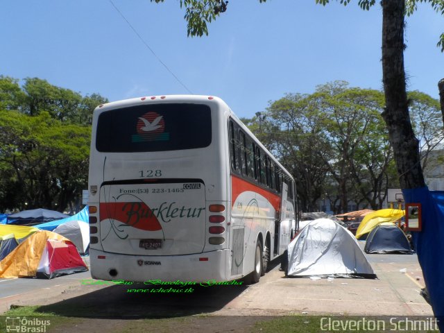 Burkletur - Burkle Turismo 128 na cidade de Santa Cruz do Sul, Rio Grande do Sul, Brasil, por Cleverton Schmitt. ID da foto: 3841532.