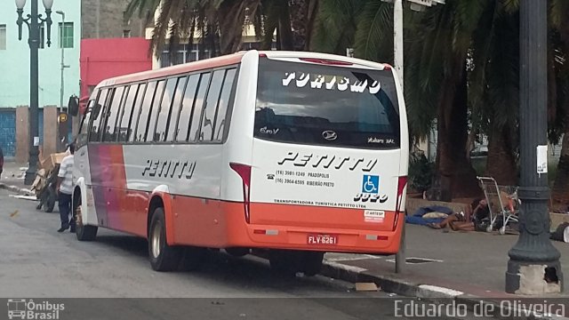 Transportadora Turística Petitto 3320 na cidade de São Paulo, São Paulo, Brasil, por Eduardo de Oliveira. Número da foto: #3842966.