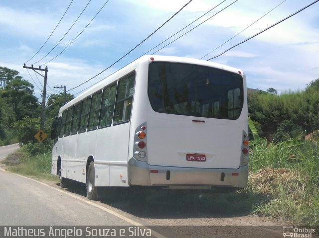 Ônibus Particulares 1523 na cidade de Valença, Rio de Janeiro, Brasil, por Matheus Ângelo Souza e Silva. Número da foto: #3844113.