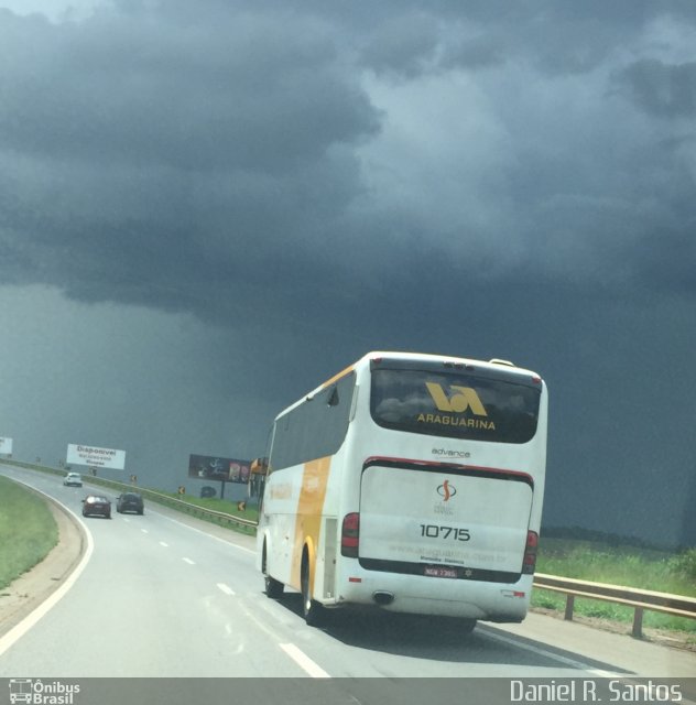 Viação Araguarina 10715 na cidade de Terezópolis de Goiás, Goiás, Brasil, por Daniel Rocha dos Santos. ID da foto: 3846862.