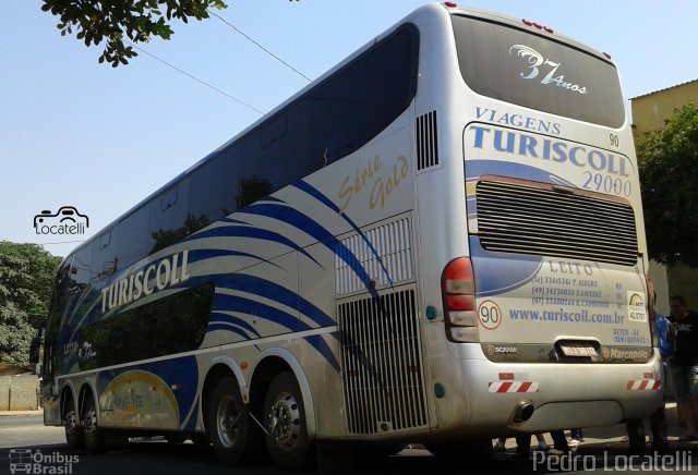 Turiscoll - Turismo Collet Ltda. 29000 na cidade de São José do Rio Pardo, São Paulo, Brasil, por Pedro Locatelli. ID da foto: 3848623.