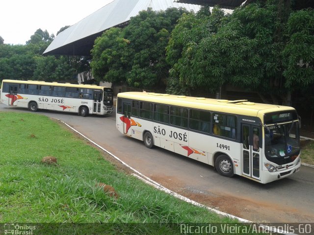 Expresso São José do Tocantins 14991 na cidade de Anápolis, Goiás, Brasil, por Ricardo Vieira. Número da foto: #3851201.