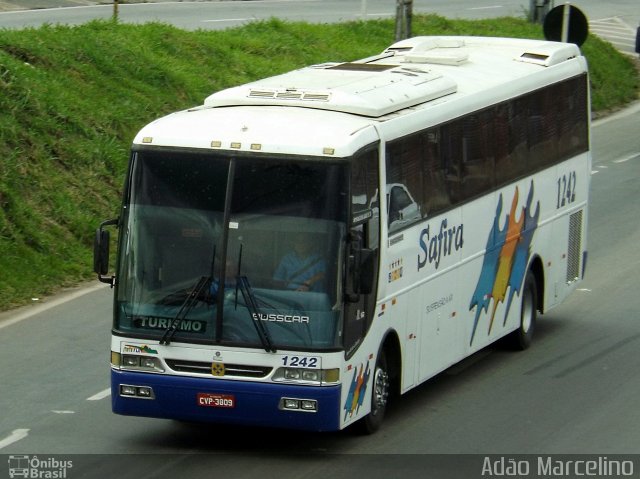 Safira Turismo 1242 na cidade de Belo Horizonte, Minas Gerais, Brasil, por Adão Raimundo Marcelino. ID da foto: 3852267.