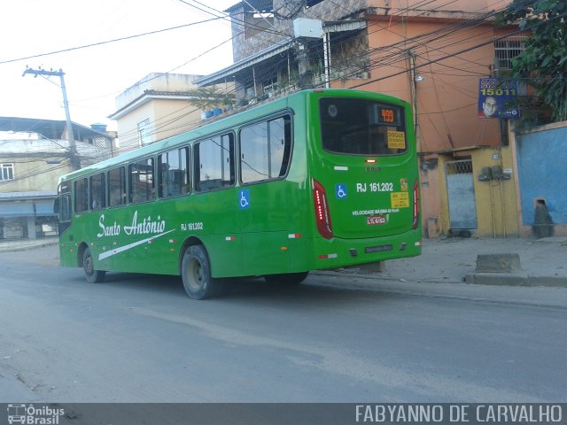Transportes Santo Antônio RJ 161.202 na cidade de Belford Roxo, Rio de Janeiro, Brasil, por Fabiano Magalhaes. Número da foto: #3854724.