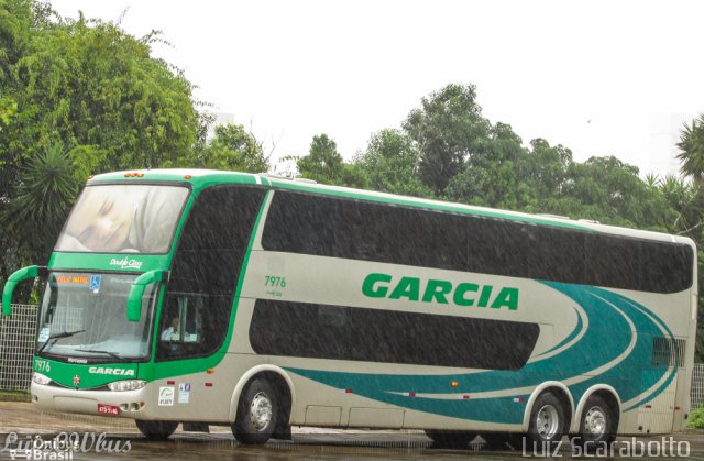 Viação Garcia 7976 na cidade de Curitiba, Paraná, Brasil, por Luiz Scarabotto . ID da foto: 3857174.