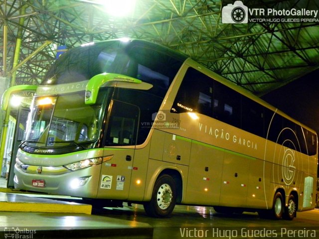 Viação Garcia 7957 na cidade de Maringá, Paraná, Brasil, por Victor Hugo Guedes Pereira. Número da foto: #3862489.