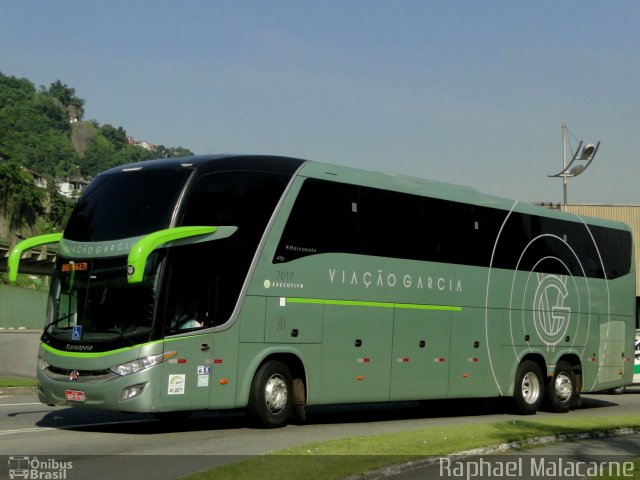 Viação Garcia 7017 na cidade de Santos, São Paulo, Brasil, por Raphael Malacarne. Número da foto: #3861856.