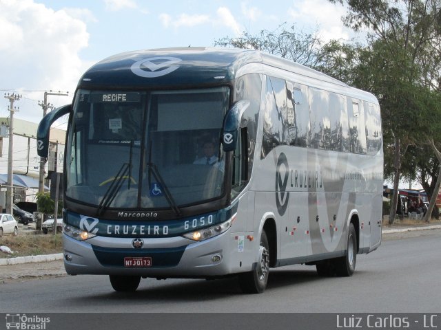 Viação Cruzeiro 6050 na cidade de Caruaru, Pernambuco, Brasil, por Luiz Carlos de Santana. ID da foto: 3872400.