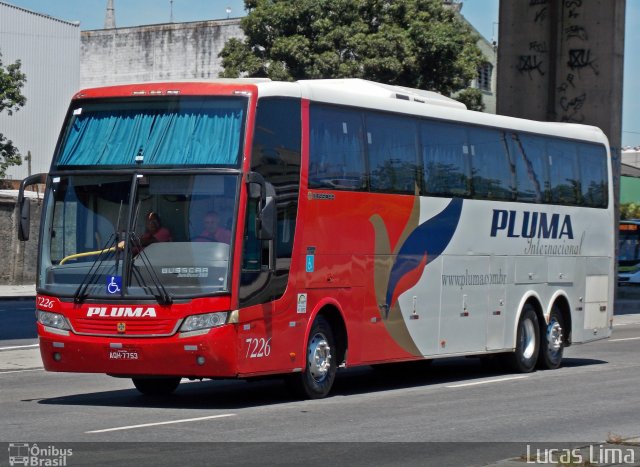 Pluma Conforto e Turismo 7226 na cidade de Rio de Janeiro, Rio de Janeiro, Brasil, por Lucas Lima. Número da foto: #3876328.