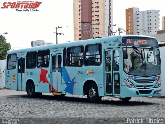 Rota Sol > Vega Transporte Urbano 35227 na cidade de Fortaleza, Ceará, Brasil, por Patrick Ribeiro. Número da foto: #3878647.
