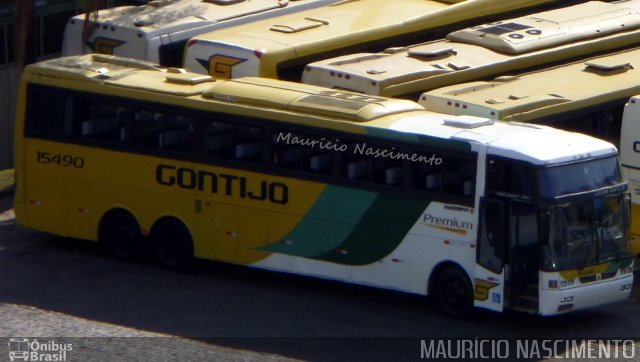 Empresa Gontijo de Transportes 15490 na cidade de Belo Horizonte, Minas Gerais, Brasil, por Maurício Nascimento. ID da foto: 3816845.