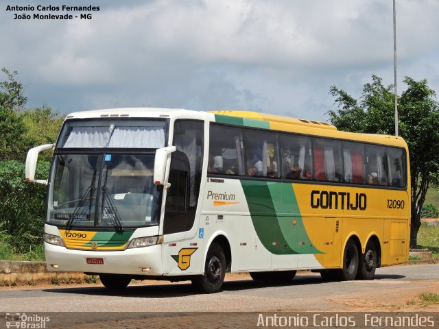 Empresa Gontijo de Transportes 12090 na cidade de João Monlevade, Minas Gerais, Brasil, por Antonio Carlos Fernandes. ID da foto: 3814936.