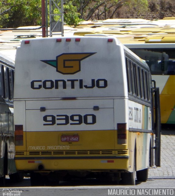 Empresa Gontijo de Transportes 9390 na cidade de Belo Horizonte, Minas Gerais, Brasil, por Maurício Nascimento. ID da foto: 3816955.