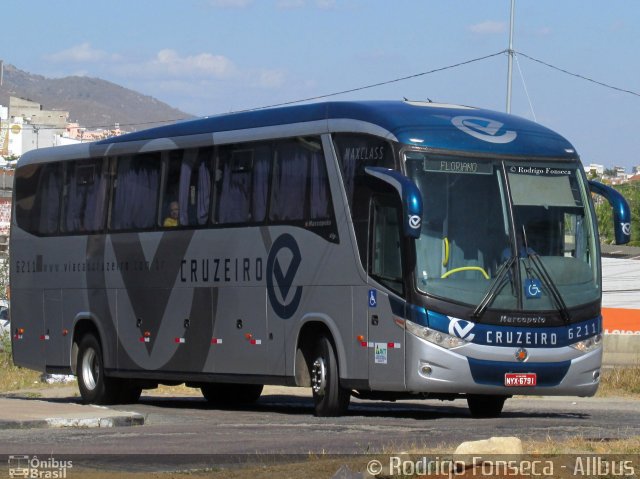 Viação Cruzeiro 6211 na cidade de Caruaru, Pernambuco, Brasil, por Rodrigo Fonseca. Número da foto: #3881708.