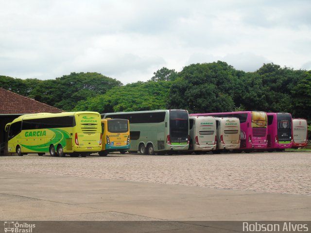 Viação Garcia 7299 na cidade de Paranavaí, Paraná, Brasil, por Robson Alves. Número da foto: #3882535.