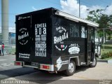 Ônibus Particulares FOOD TRUCK BORA Lá na cidade de Manaus, Amazonas, Brasil, por Gabriel Pinheiro. Número da foto: #3882147.