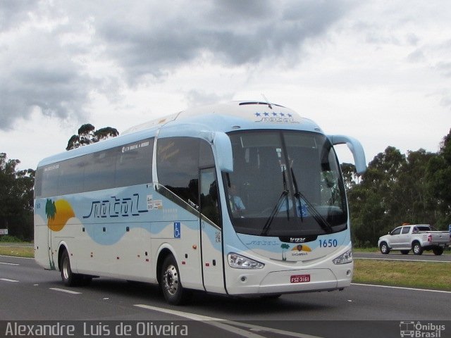 Transportadora Turística Natal 1650 na cidade de Botucatu, São Paulo, Brasil, por Alexandre  Luis de Oliveira. Número da foto: #3821885.