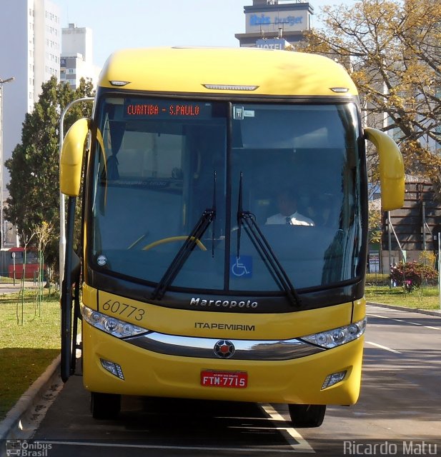 Viação Itapemirim 60773 na cidade de Curitiba, Paraná, Brasil, por Ricardo Matu. Número da foto: #3822815.