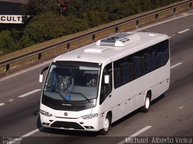 Ônibus Particulares 0000 na cidade de Barueri, São Paulo, Brasil, por Michael  Alberto Vieira. Número da foto: #3822297.