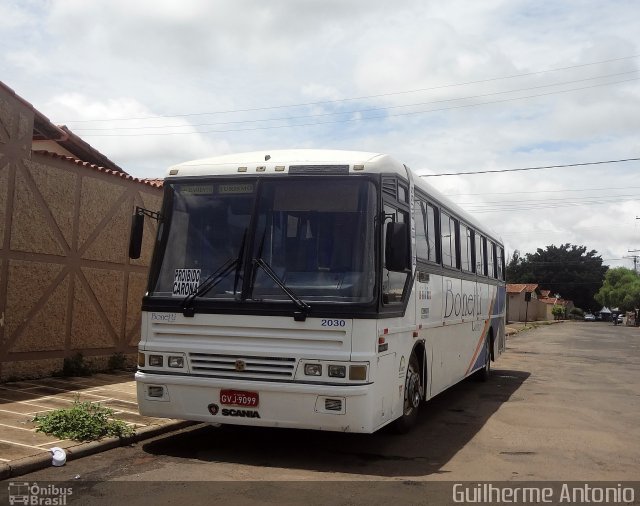 Bonetti Turismo 2030 na cidade de Araxá, Minas Gerais, Brasil, por Guilherme Antonio. Número da foto: #3825504.