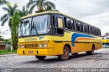 Ônibus Particulares 1467 na cidade de Brasília de Minas, Minas Gerais, Brasil, por Marcos Felipe R. Goncalves. Número da foto: #:id.