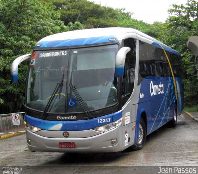 Viação Cometa 12217 na cidade de São Paulo, São Paulo, Brasil, por Jean Passos. Número da foto: #3829445.