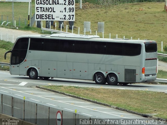 Ônibus Particulares SN na cidade de Aparecida, São Paulo, Brasil, por Fabio Alcantara. ID da foto: 3104963.