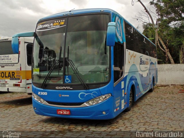 Bergabus Turismo 2300 na cidade de Balneário Camboriú, Santa Catarina, Brasil, por Daniel Guardiola. Número da foto: #3105420.