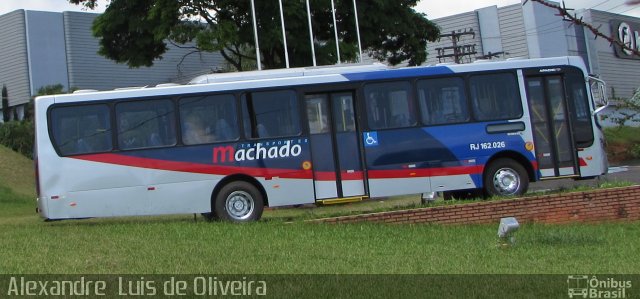 Transportes Machado RJ 162.026 na cidade de Botucatu, São Paulo, Brasil, por Alexandre  Luis de Oliveira. Número da foto: #3104733.