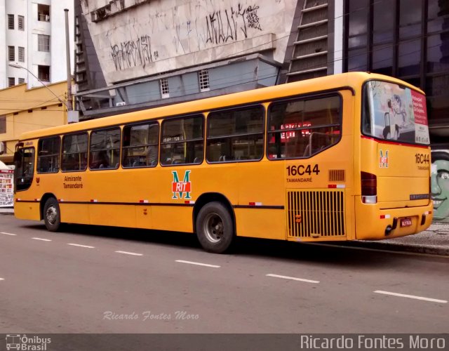 Viação Tamandaré 16C44 na cidade de Curitiba, Paraná, Brasil, por Ricardo Fontes Moro. Número da foto: #3132067.
