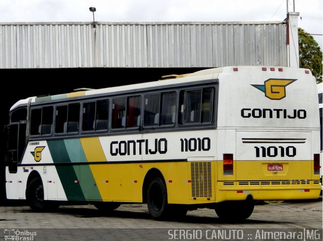 Empresa Gontijo de Transportes 11010 na cidade de Almenara, Minas Gerais, Brasil, por Sérgio Augusto Braga Canuto. ID da foto: 3134198.