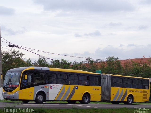 Auto Viação Ouro Verde OV-123004 na cidade de Hortolândia, São Paulo, Brasil, por Thiago Santos. Número da foto: #3133005.