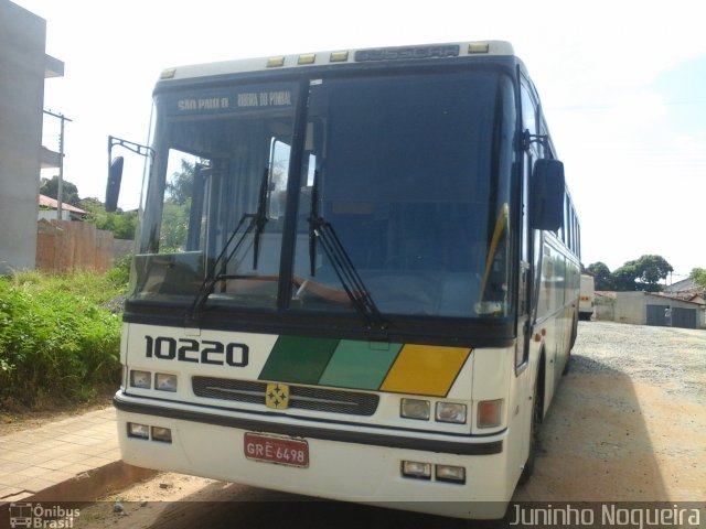 Empresa Gontijo de Transportes 10220 na cidade de Araçuaí, Minas Gerais, Brasil, por Juninho Nogueira. Número da foto: #3133763.