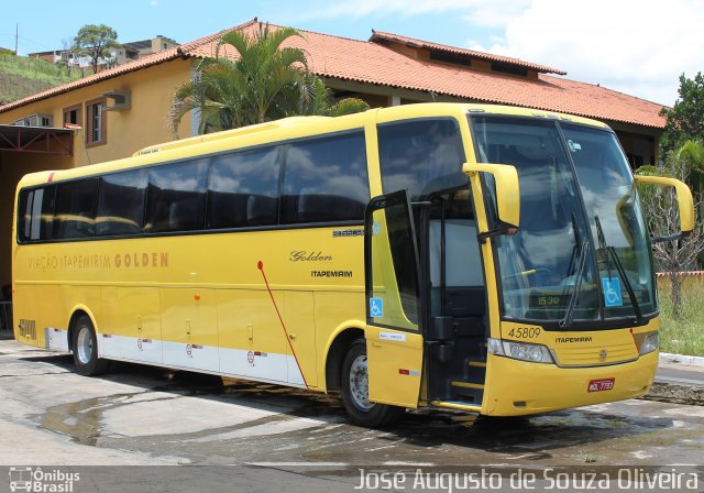 Viação Itapemirim 45809 na cidade de Paraíba do Sul, Rio de Janeiro, Brasil, por José Augusto de Souza Oliveira. Número da foto: #3140752.