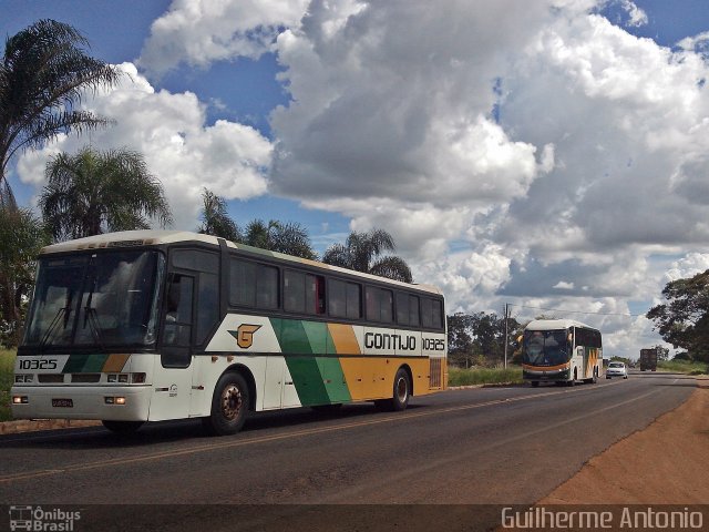 Empresa Gontijo de Transportes 10325 na cidade de Araxá, Minas Gerais, Brasil, por Guilherme Antonio. Número da foto: #3143680.