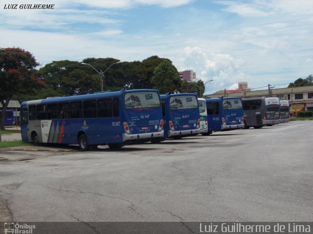 Viação Jacareí 2147 na cidade de São José dos Campos, São Paulo, Brasil, por Luiz Guilherme de Lima. Número da foto: #3144906.