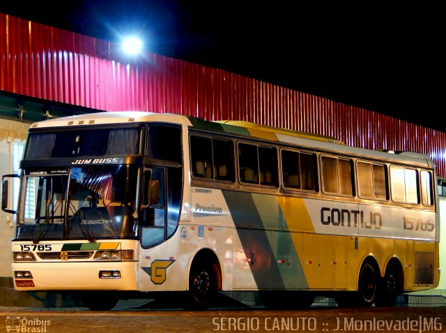 Empresa Gontijo de Transportes 15785 na cidade de João Monlevade, Minas Gerais, Brasil, por Sérgio Augusto Braga Canuto. ID da foto: 3149914.