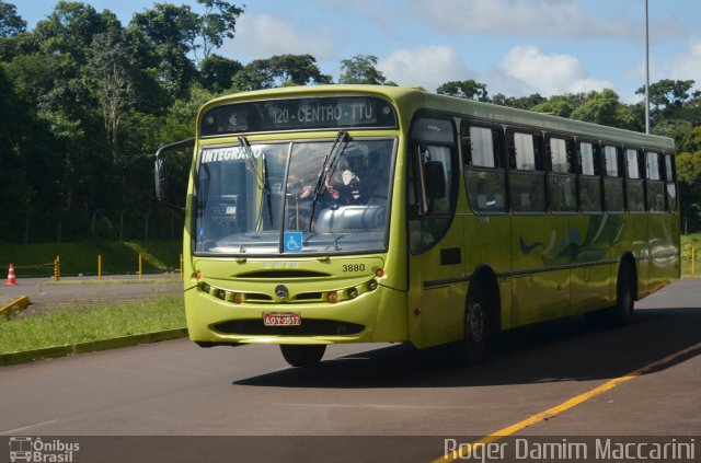 Transbalan 3880 na cidade de Foz do Iguaçu, Paraná, Brasil, por Roger Damim Maccarini. Número da foto: #3152609.