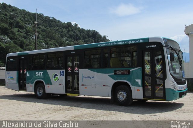 Transporte Urbano São Miguel 2445 na cidade de Duque de Caxias, Rio de Janeiro, Brasil, por Alexandro da Silva Castro. ID da foto: 3107050.