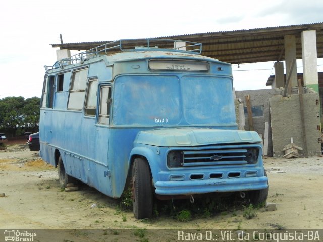 Ônibus Particulares  na cidade de Vitória da Conquista, Bahia, Brasil, por Rava Ogawa. ID da foto: 3153985.