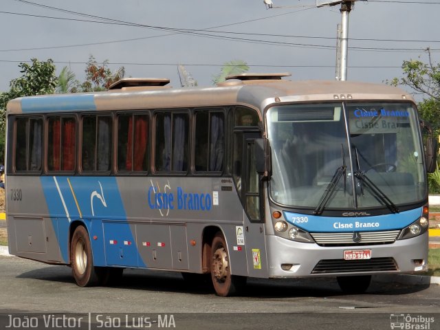 Cisne Branco Turismo 7330 na cidade de São Luís, Maranhão, Brasil, por João Victor. ID da foto: 3157082.