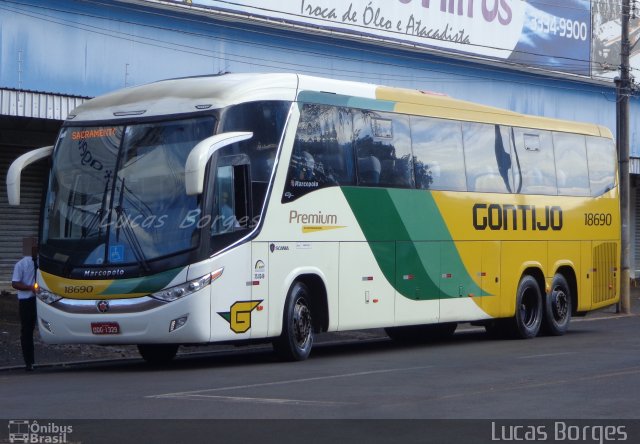 Empresa Gontijo de Transportes 18690 na cidade de Uberaba, Minas Gerais, Brasil, por Lucas Borges . Número da foto: #3156887.