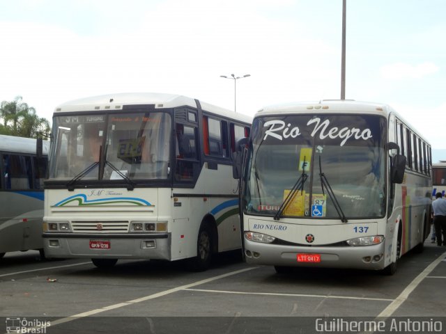 Empresa de Turismo Rio Negro 137 na cidade de Aparecida, São Paulo, Brasil, por Guilherme Antonio. Número da foto: #3160230.